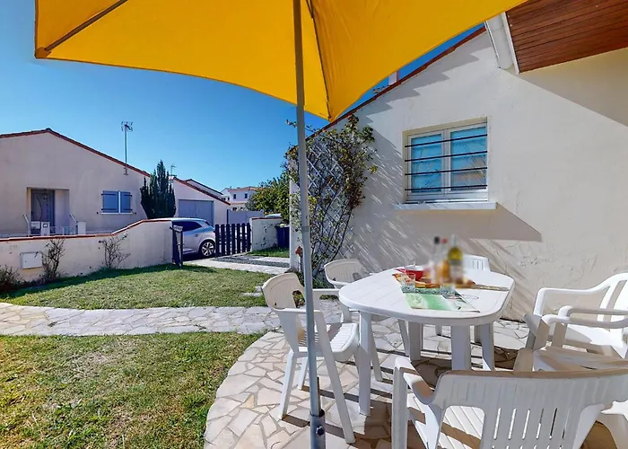 Holiday home 2 Bedroom Cozy In