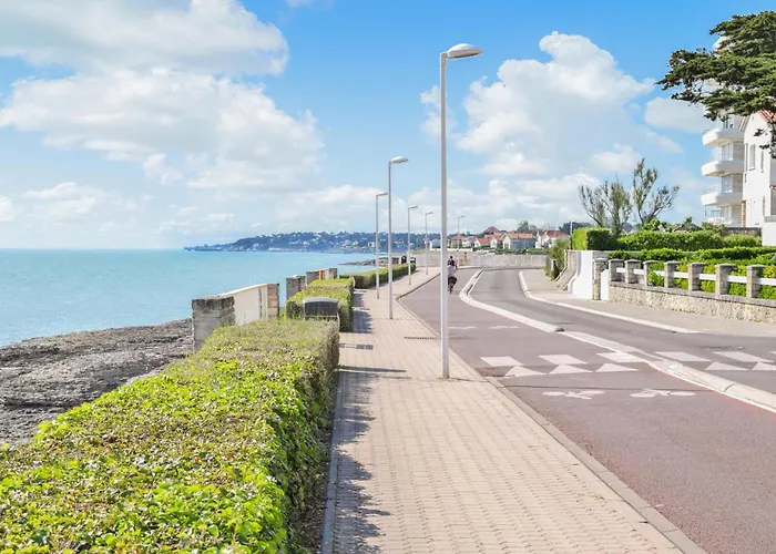 2 Bedroom Cozy In Royan