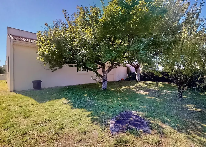 Holiday home 2 Bedroom Cozy In *