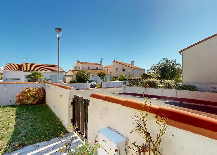 Holiday home 2 Bedroom Cozy In