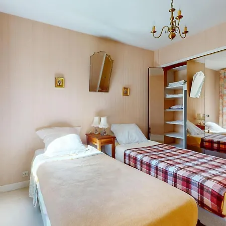 2 Bedroom Cozy In * Royan