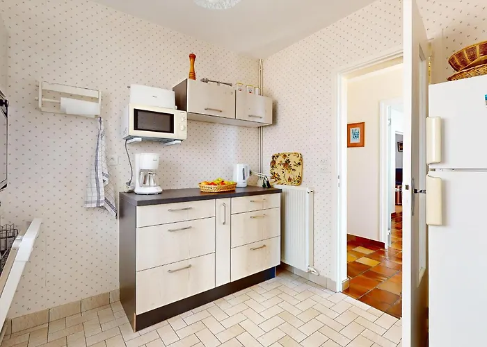 2 Bedroom Cozy In 別荘 *