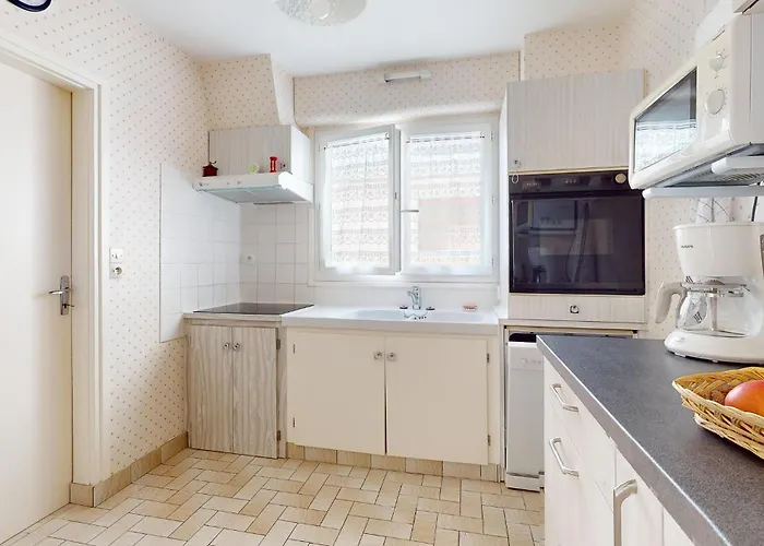 別荘 2 Bedroom Cozy In *